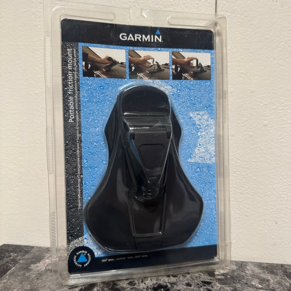New Garmin Portable Friction Mount 010-11280-00 for GPS Zumo / Nuvi Series